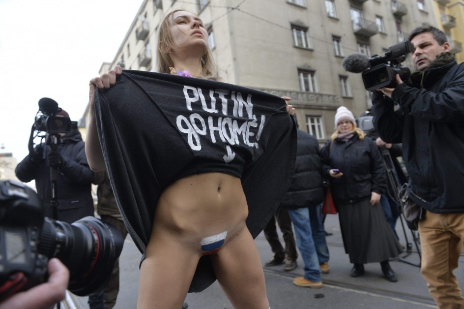   Femen,    ,       ,    
